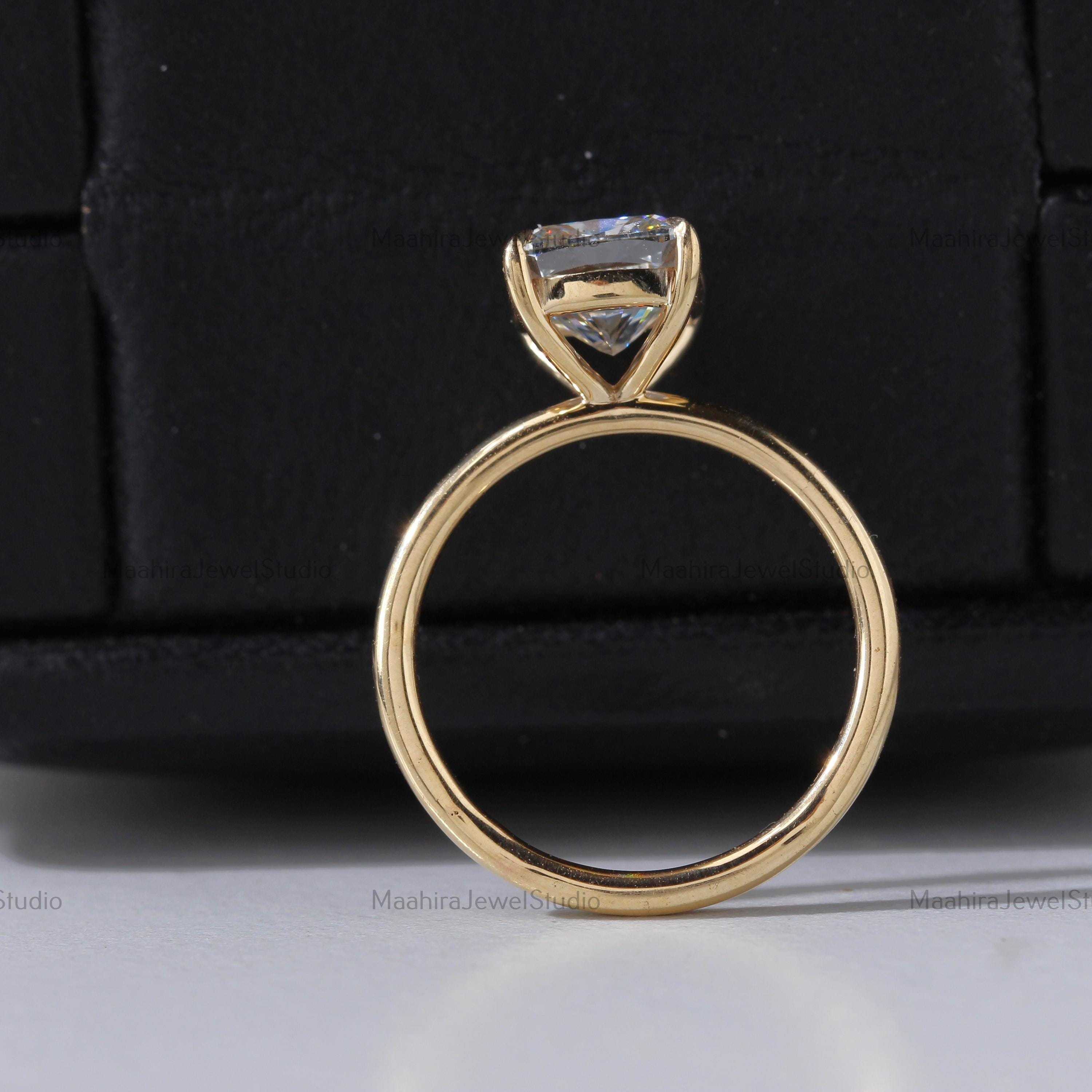 Anelli di fidanzamento con diamante taglio cuscino coltivato in laboratorio - VALQUÈRE Anelli di fidanzamento con diamante taglio cuscino coltivato in laboratorio - VALQUÈRE