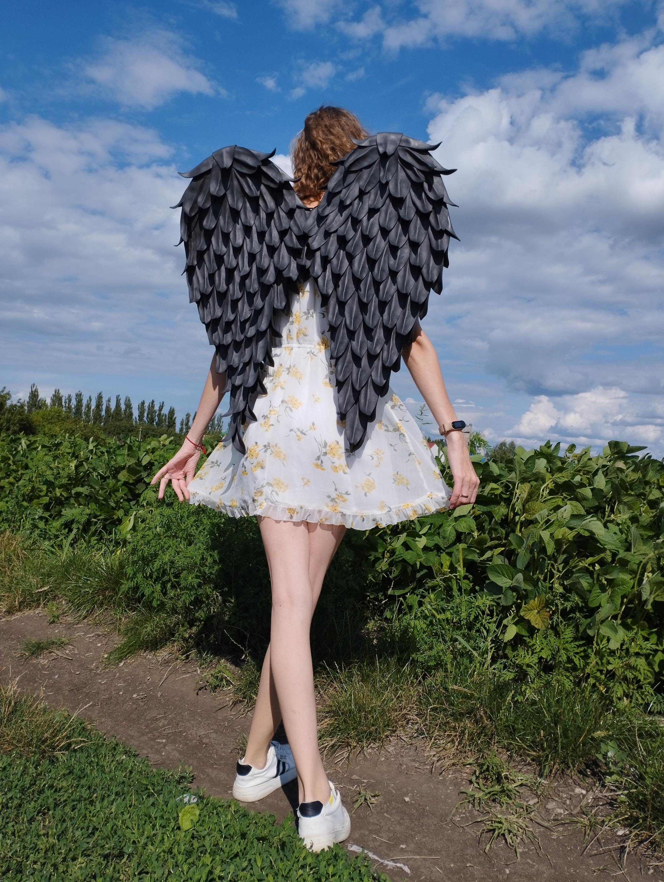 Treaturself Angel wings dress ブラック Black Angel Wings for Adults and Children - Gothic Feathered