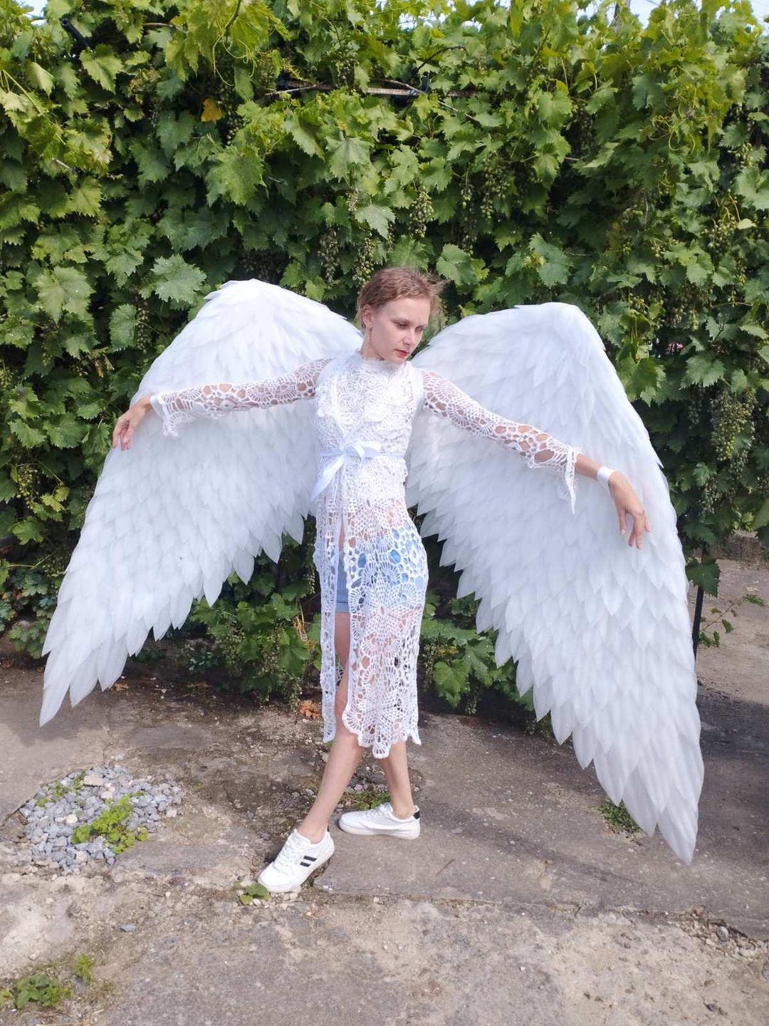 White Angel Wings Costume - Large Feathered Wings for Cosplay