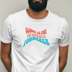 School is fun but running is funnerer T-shirt, Funny T-shirt, Retro, Running Shirt, Runner, Gift for Runner, Spring Clothes,