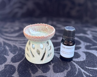 Ceramic Tealight Diffuser with Lavender Essential Oil - Aromatherapy Gift