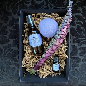 Mothers' Day Gift Set Relax Reflect Realign Lavender Limited Time Includes: Hydrosol Mist, Essential Oil 10ml, Smudge, Dryer Ball Lavender