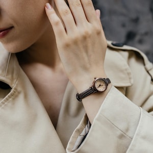 Vintage Watch. Retro Watch. Women Watch