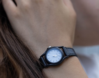 Women watch. Vintage watch. Minimalist watch