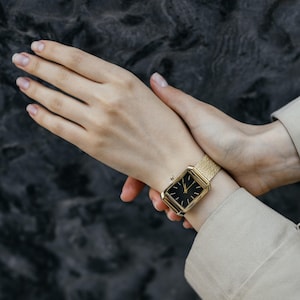Minimalist Watch. Classic Watch. Women Watch.