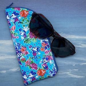 Lilly Pulitzer Eyeglass Case - Etsy display picture 1