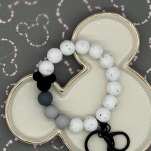 Llavero de pulsera con cuentas de barco de vapor de Mr Mouse vintage