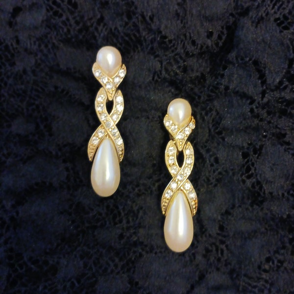 Monet signed Faux Pearl Clear Rhinestones Gold tone Drop Clip-on Earrings, Vintage Wedding Jewelry, Something Old, SFV137