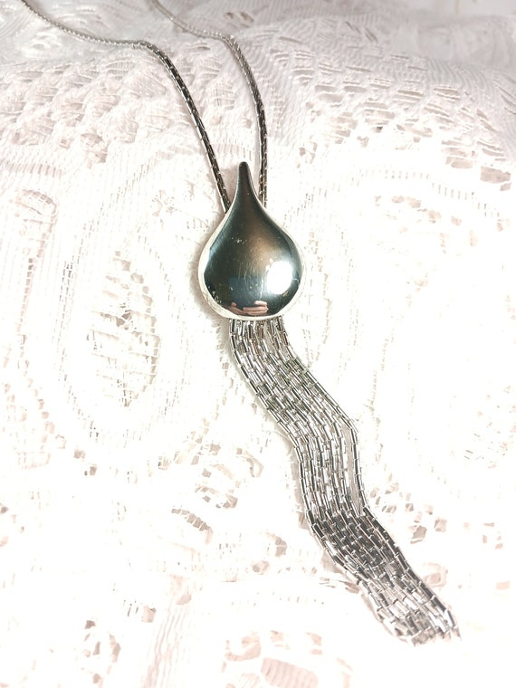 Monet signed Silver tone Teardrop Lariat Necklace… - image 4