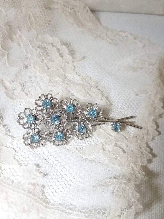 Blue Rhinestone Flower Bouquet Brooch, Vintage Floral… Gem