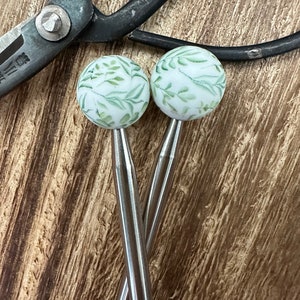 Fern Leaf - 15mm - Stitch Stoppers - Knitting Needle Point Protectors - Knitting Notions