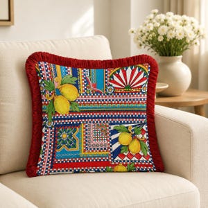 Funda de almohada de terciopelo con diseño de limón siciliano, cojín con flecos rojos y diseño de mosaico mediterráneo, decoración italiana de mayólica.