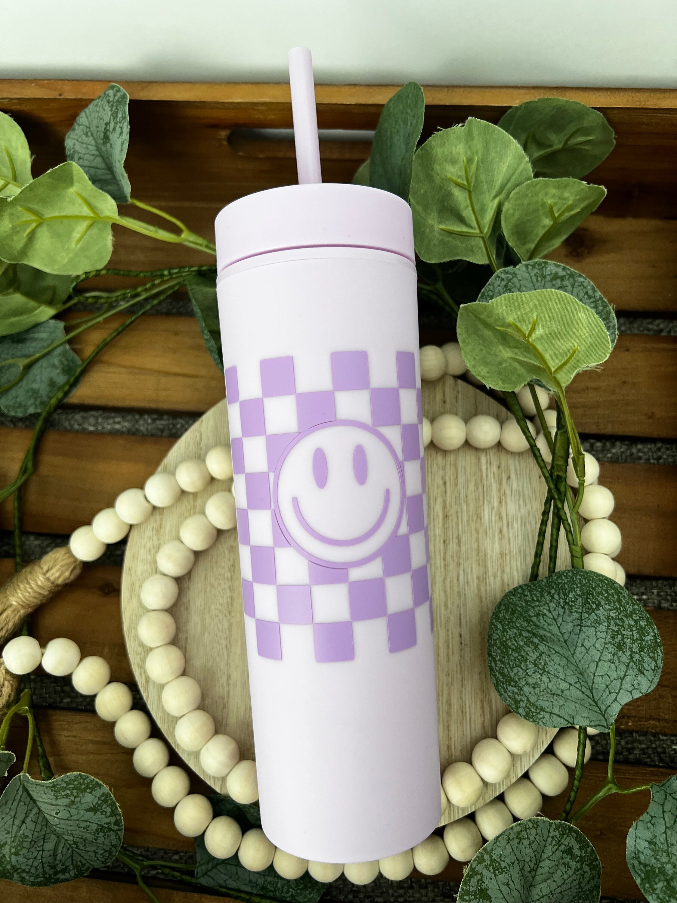 Sippin' Pretty Neutral Smiley and Daisy Checkered 40oz Drink