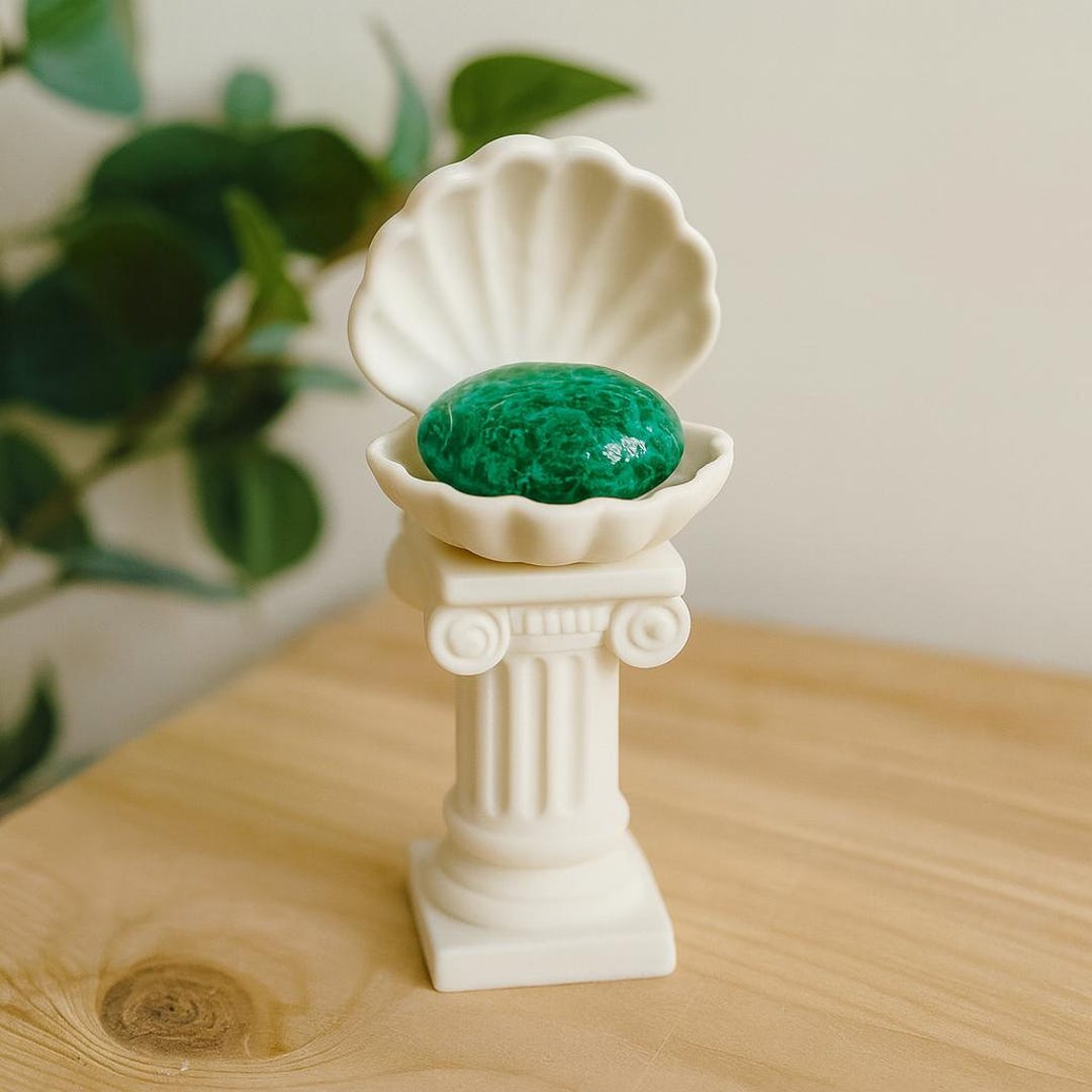 Roman Column Clam Shell Crystal Holder | White Stone Look Pedestal With ...