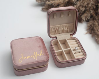 Luxury Personalised Velvet Jewellery Box | Bridesmaid Gift | Birthday Gift | Gifts For Her | Jewellery Storage | Custom Jewellery Box