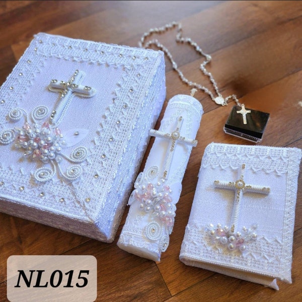 Vela de Communion Niño, Wedding Gift Bible, Quince Bible and Rosary, Boda Primera Comunión Vela de Niña, Biblia Niño (SPANISH)