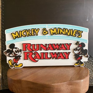 Mickey Minnie 3D Print, Railway Decor, Tiered Tray Decor, Mickey Mouse, Minnie Mouse, Mickey Decoration, 3D Printed, Tray Trinkets, Props