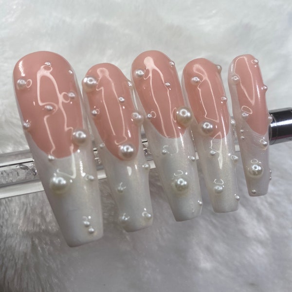 Pearlized French Tip Press On Nails