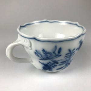 Antique Meissen Blue Onion Tea Coffee Cup Carl Teichert Porcelain 1882 to 1929