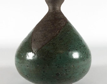 Mid Century Modern Green Glazed Studio Pottery Vase Signed Johnson 1972 MCM