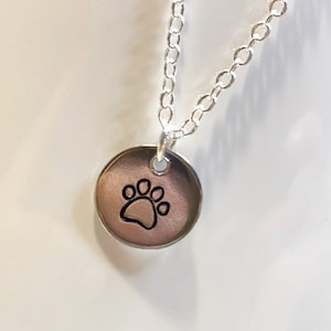 Pfote Print Charm Halskette, Hunde Erinnerungsgeschenk, Tierliebhaber Schmuck, Hundeliebhaber, Haustier Erinnerung, Haustier Geschenk, Custom Dog Halskette