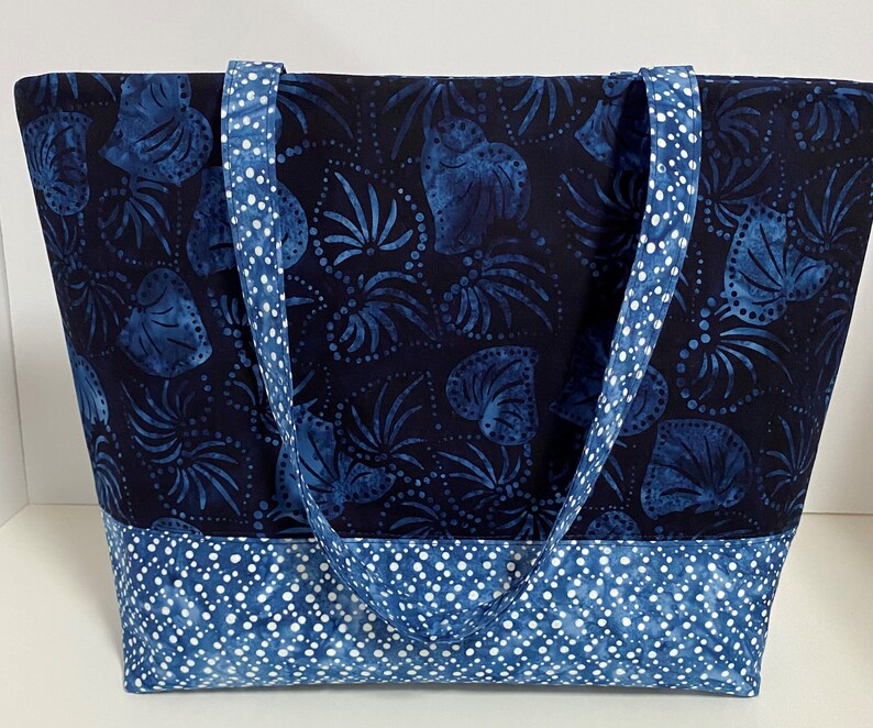 Indigo tropical leaves polka dot tote bag. Navy 2024 blue, light blue casual summer shoulder bag batik