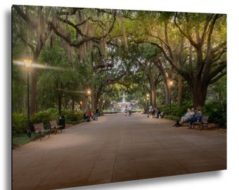 Forsyth Park Evening Stroll - Savannah, Georgia