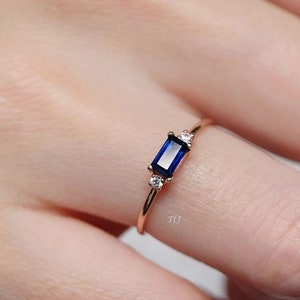 Blue Sapphire Ring, Baguette Ring, Minimalist Ring, Dainty Jewelry,Silver Sapphire Ring,Women Ring, Gift For Love,Promise Ring, Gift For Her