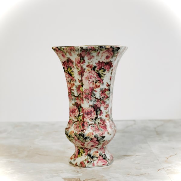 Formalities by Baum Bros Floral Vase / Ceramic Vase / Vase with Pink Roses pattern
