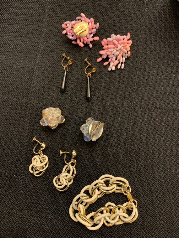 Vintage Clip-on earring & bracelet set