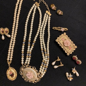 Vintage Rose Collection