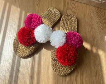 Beach Slippers, Sandals , Straw Sandals Bohemian, raffia shoes , Summer Sandals, Greek sandals,  slippers, Pom pom sandals, Bridemaids Gift