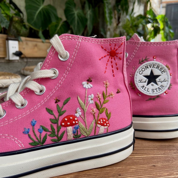 Mushroom and Flower Pink Converse /Embroidered Converse/Mushroom Converse/Converse High Tops Chuck Taylor 1970s