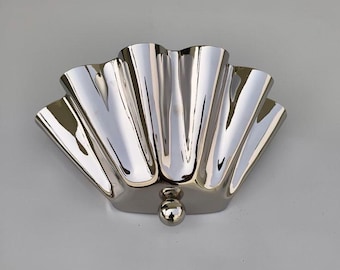 Handcrafted Elegant Polished Chrome Brass Wall Lamp,Floral wavy shape unique Artisian wall sconce