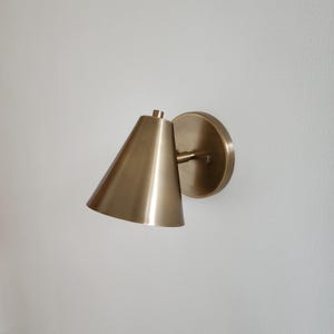 Elegant Mid-Century Handcrafted Brass Wall Sconce – Modern Wall Light Fixture, Hardwired or Plugin– Industrial Sconce for Home Decor