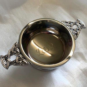Engraved Steel Quaich - Scottish Heritage Drinking Bowl with Presentation Base