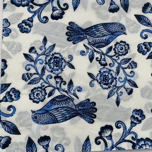 Decoupage bird napkins, blue and white napkins, Set of 3 cocktail napkins