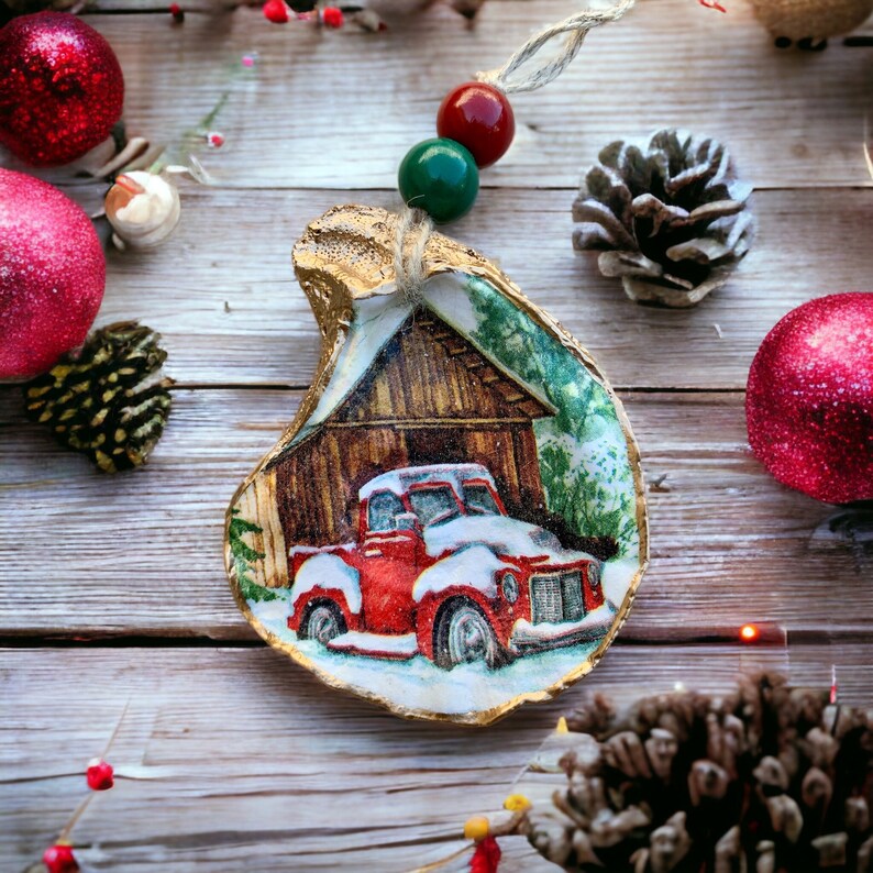 Decoupaged puffed star christmas ornament