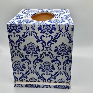 Decoupaged Wood Tissue Box Cover: Blue Chinoiserie Pattern