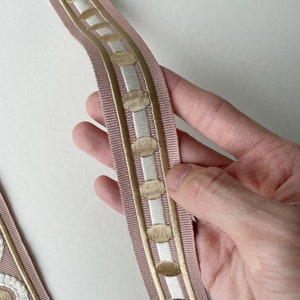 Embroidered Trims for Drapery, Curtain Tapes, Upholstery Ribbon, Pillow ...