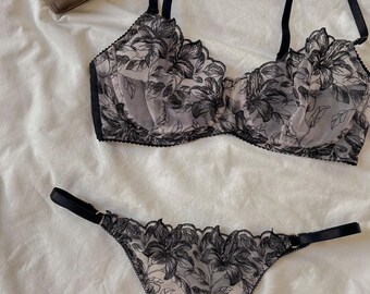 Handgefertigtes Dessous-Set – Bügel-BH und G-String-Höschen – Schwarz – Transparentes Netz