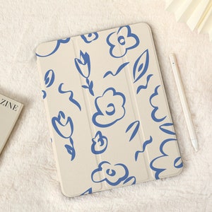 Water Color Blue Flower iPad Case with Pencil Holder，iPad Air 5 Case Air 3 4 Case，iPad Pro 12.9, Pro 11, 10.9, 10.5, 10.2, iPad 2022/2021