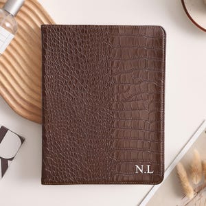 Dark Brown Crocodile Print Vegan Leather iPad Case, Magnetic Cover for iPad 8/9, iPad Mini 7, iPad Air/Pro 2024 2025, iPad Air 5/4, iPad A16