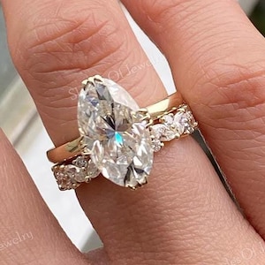 3.00 Carat Elongated Oval Lab Grown CVD Diamond 18K Solid Yellow Gold Solitaire Engagement Ring For Her-Wedding Bridal Ring-Promise Ring
