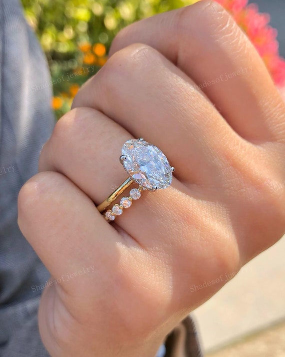 Ct Oval Cut Lab Grown Diamond Solitaire Engagement Ring, 14K