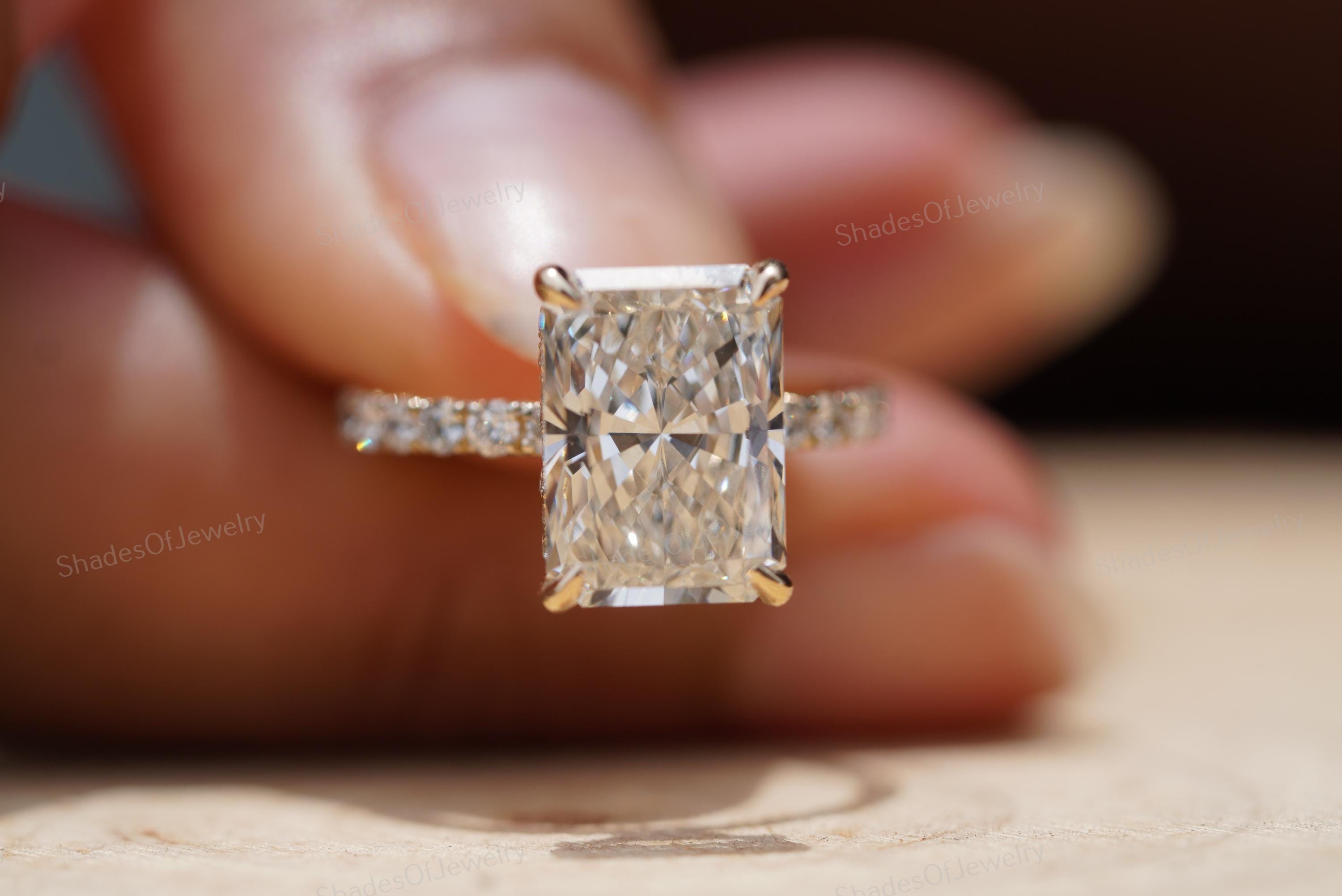 3.00ct F-VS1オーバルカットラボグロウンダイヤモンドハロー婚約指輪