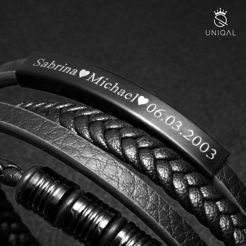 Lederarmband personalisiert mit Gravur bracelet engraving mit namen datum initialen pulseria uniqal