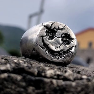 Broken Smile Silver Ring | Gothic Grin Ring for Men & Women | Punk Distressed Face Jewelry | Alternative Statement Ring | Emo Aesthetic Gift