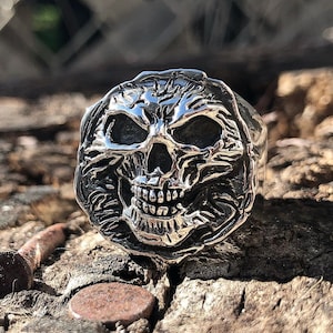 Skull head ring, 925 sterling silver jewelry, gothic ring, skeleton ring, mens skull ring, halloween ring, biker jewelry, skull jewelry