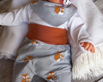 Set Baby mit Fuchs auf grau (Baggy Pants Hose, Halstuch und Mütze) Junge Mädchen